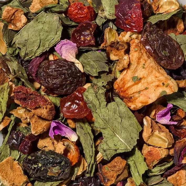 CHICAGO - Cranberry and mint fruit tea