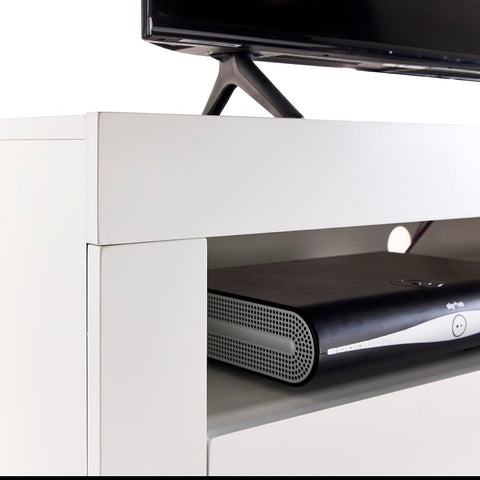 White TV Stand Cabinet, 140cm, with Lights, Soundbar Shelf, Storage Cupboards for 42", 50" 55" TV's, Modern Living Room Furniture