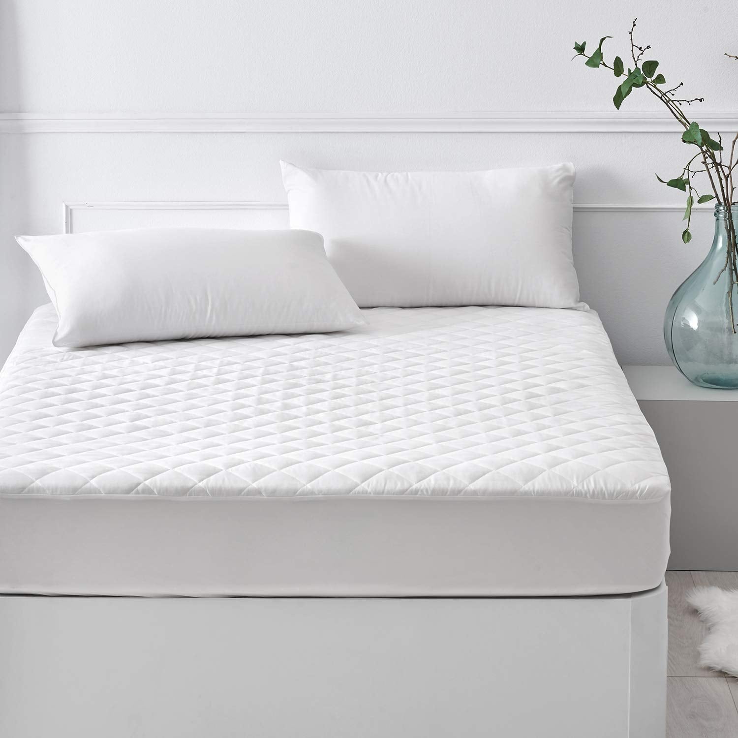 Pikolin Home - Pack of 2 Waterproof Mattress Protectors Quilted and Breathable Silktouch, Oeko-Tex Certified, for 150 cm Beds, up to 32 cm High