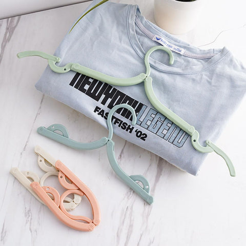20pcs Folding Clothes Hangers, Travel Hangers Foldable Portable Plastic Clothes Coats Hangers Home Hotel Camping Holiday Travel Accessories