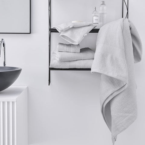Today Essential Cotton Bath Towel 70 x 130 cm Chalk