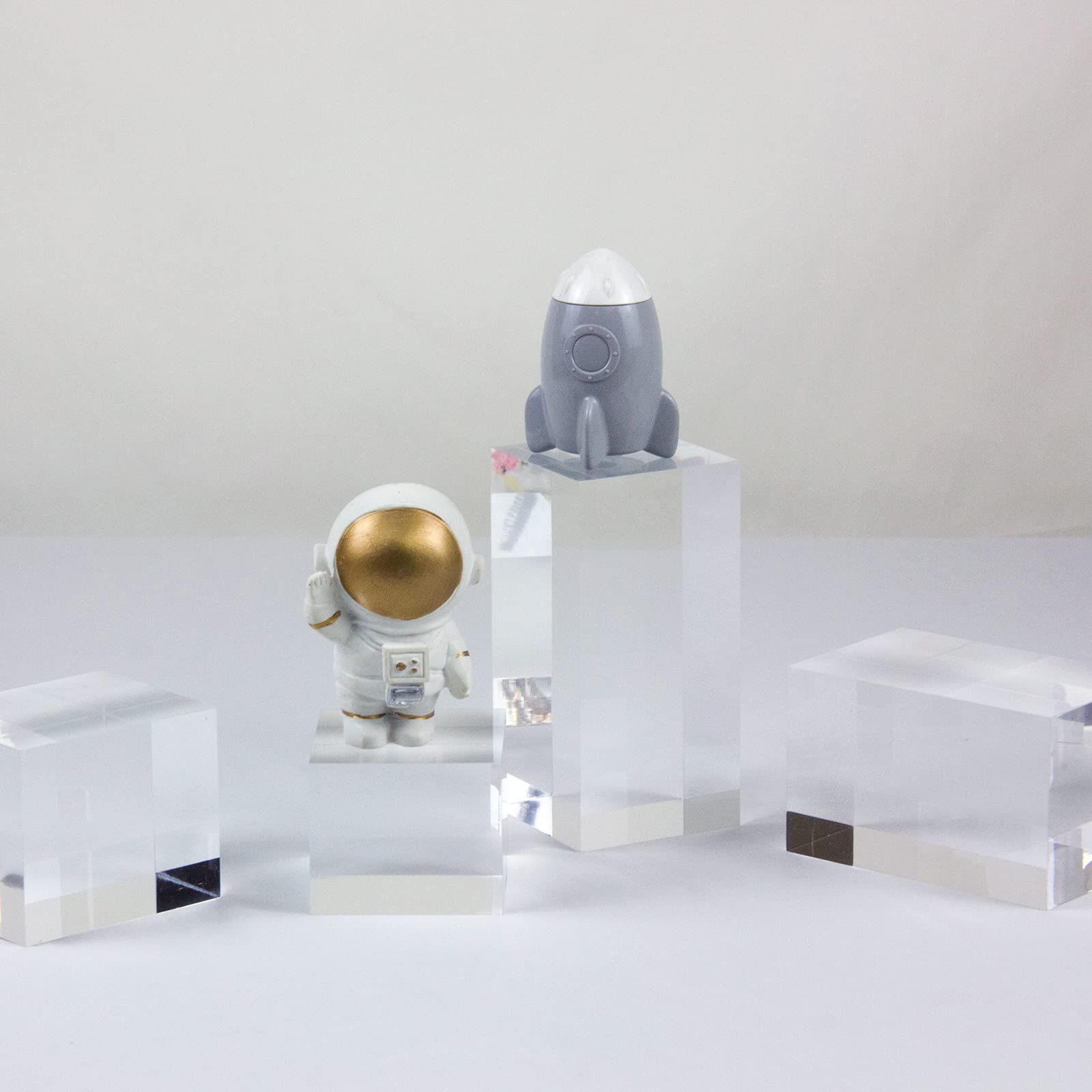 Kcgani Transparent Acrylic Display Blocks, 4pcs (Cube, Cylinder, Round) - Professional Photography Props & Small Item Display Stands