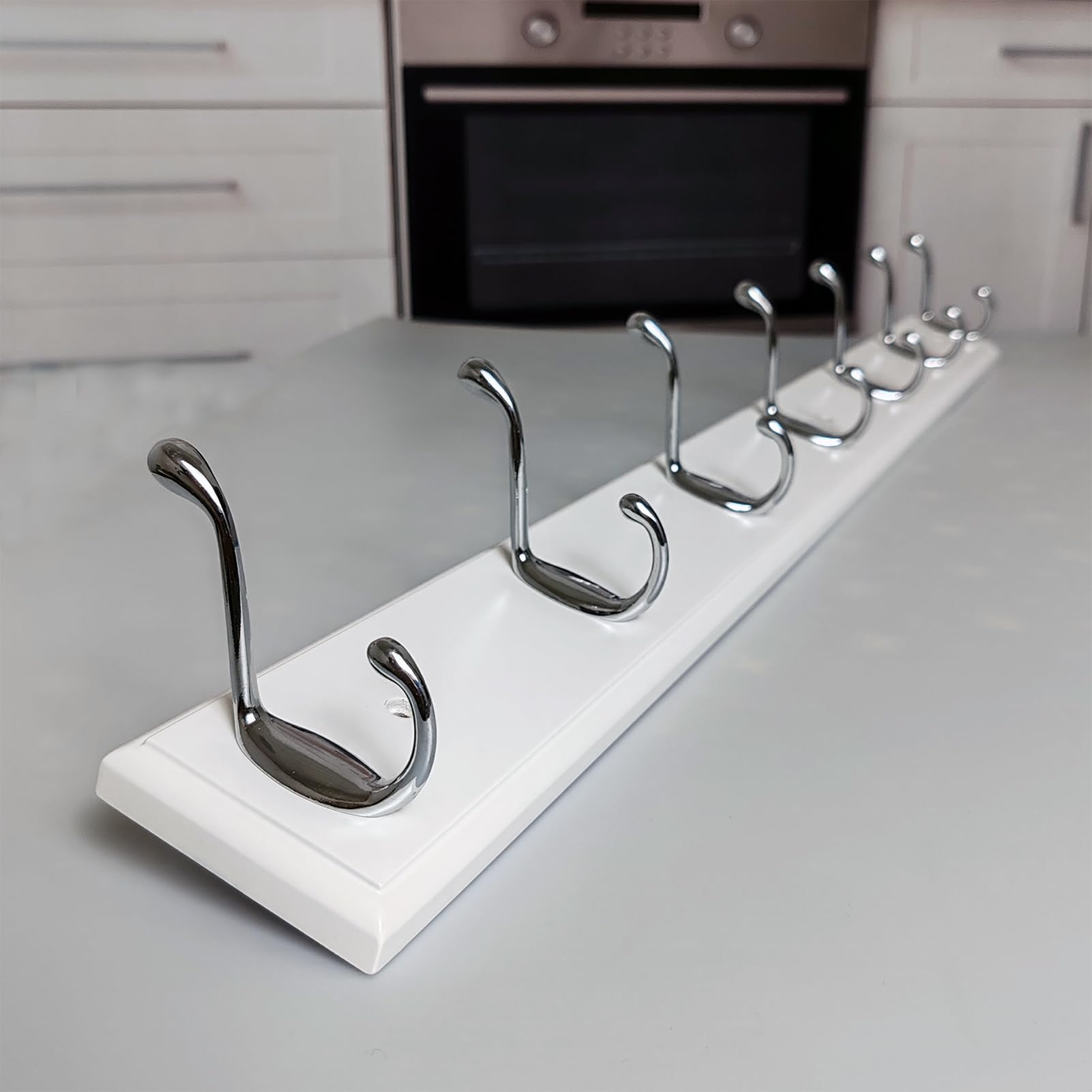 lomejii Long Wooden Wall Coat Rack White Wood 7 Silver Hooks, 80 cm, Strong Wall Coat Hook Rail for Coat, Hat, Bag