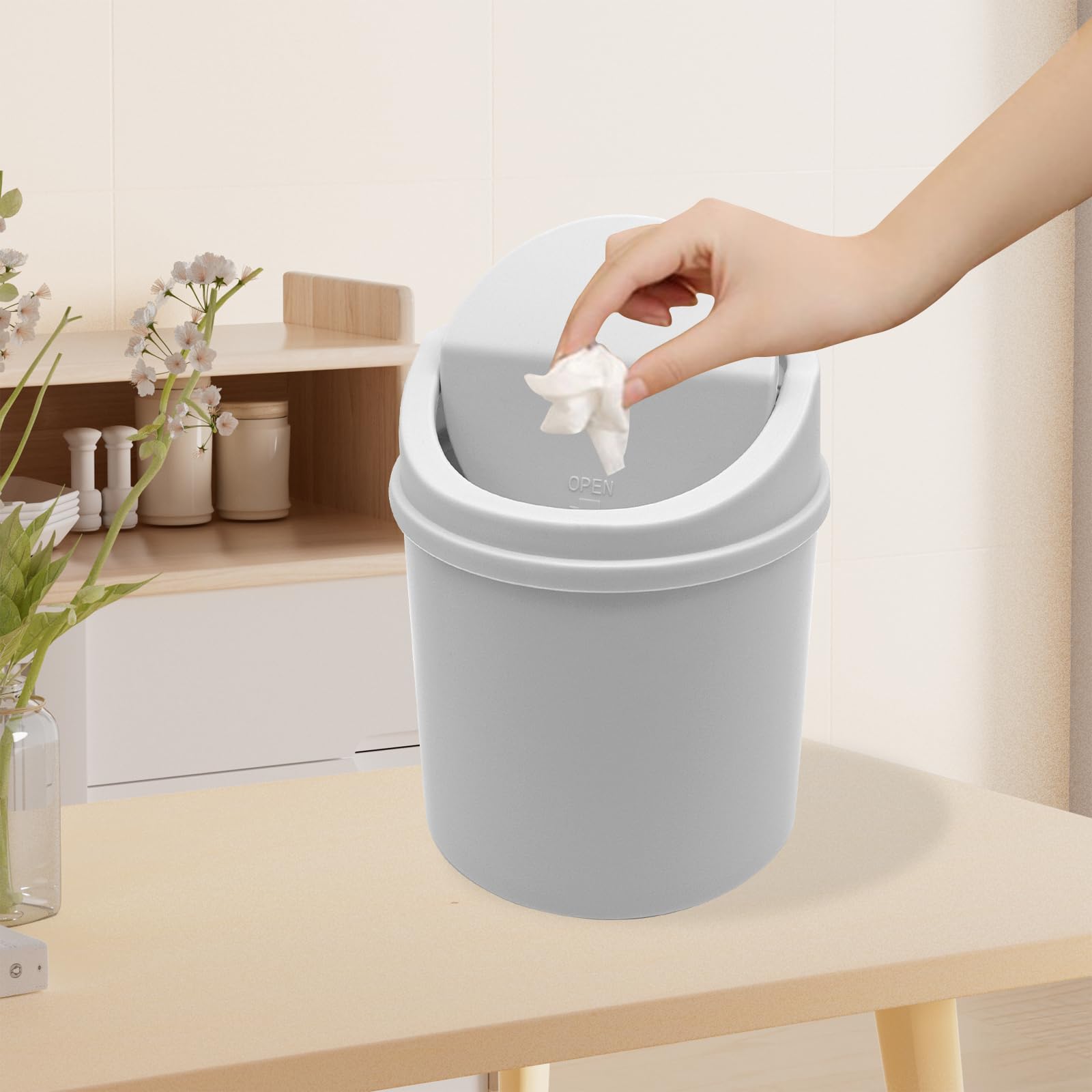 LTHERMELK Mini Desk Bin, White Plastic Desktop Trash Bin with Lid, Small Office Table Bin for Bathroom, Office, Kitchen, Bedroom