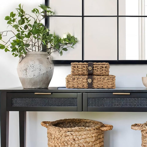 Pinafresa Decorative Woven Box with Lid, Water Hyacinth Design Wicker Storage Basket for Shelf, Coffee Table Small