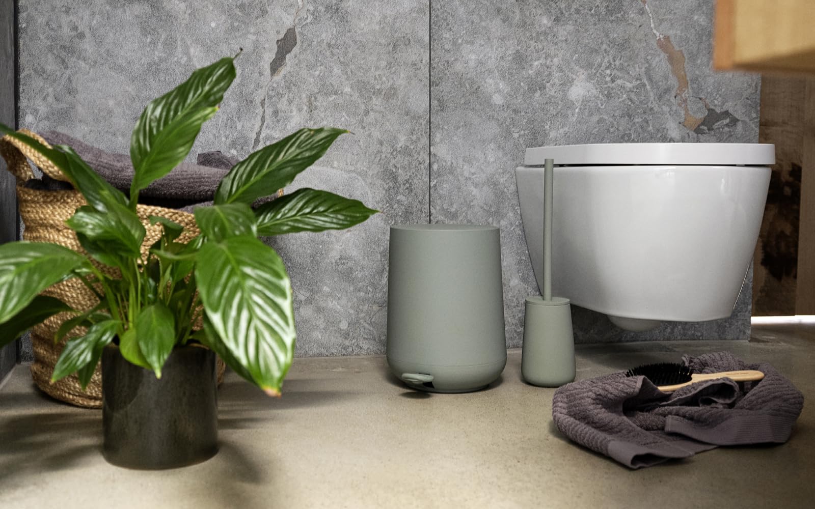 Zone Denmark Nova Pedal Bin, Cosmetic Bathroom Bin, Small Waste Bin for Bathroom, 3 Litre, Ø 20.5 cm, Height 23.5 cm, Matcha Green