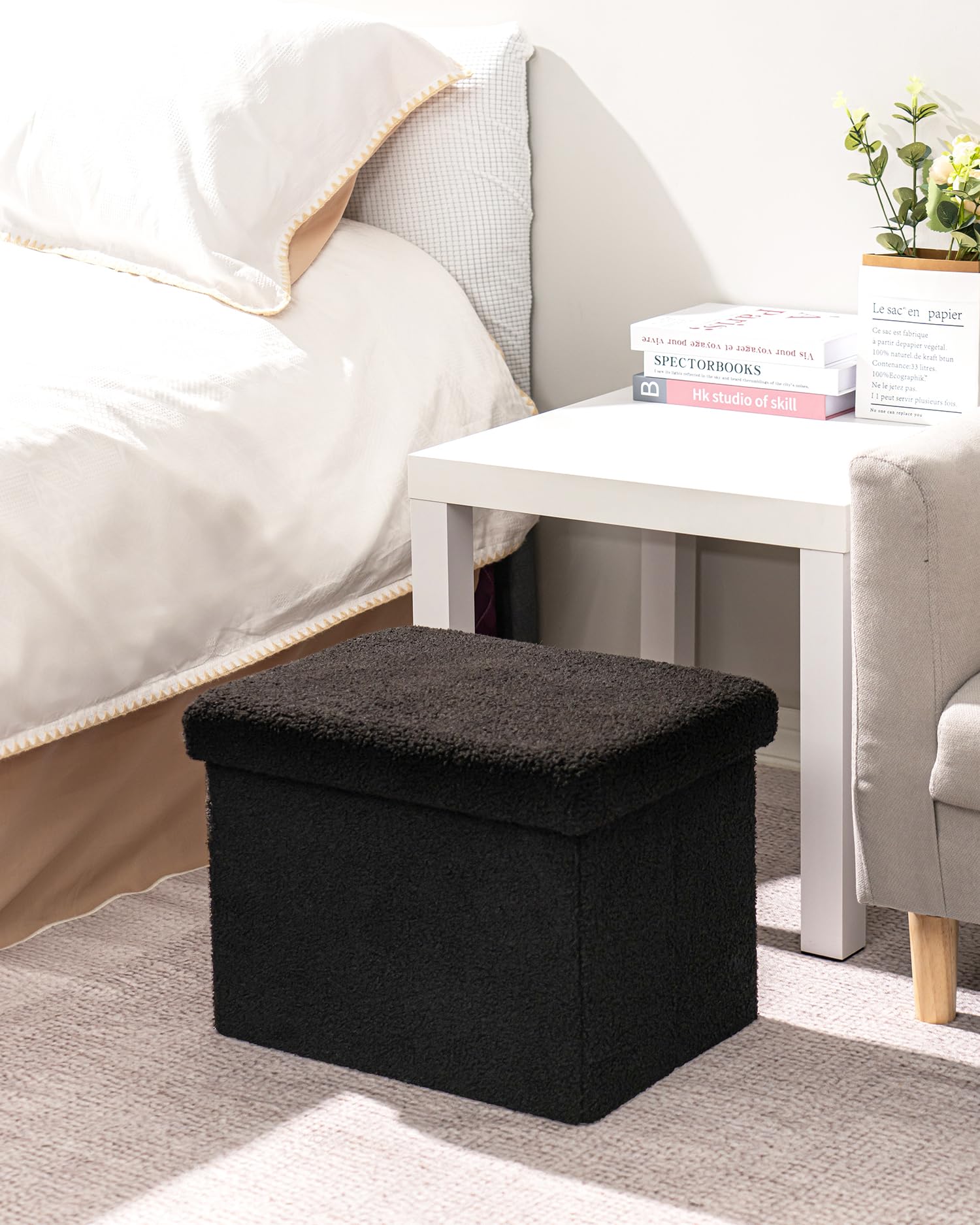 Bonlife Ottoman Seat with Storage,Folding Small Footstool for Living Room,Cube Toy Chest Box,Foot Rest,Sherpa Fabric,Black,42x32x32cm