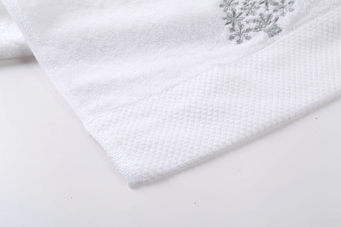 Quera Christmas Tree 2 Packs Embroidered Hand Towels(14'' x 30'') Premium Luxury Ultra Soft 100% Cotton Bathroom Decorative, Set
