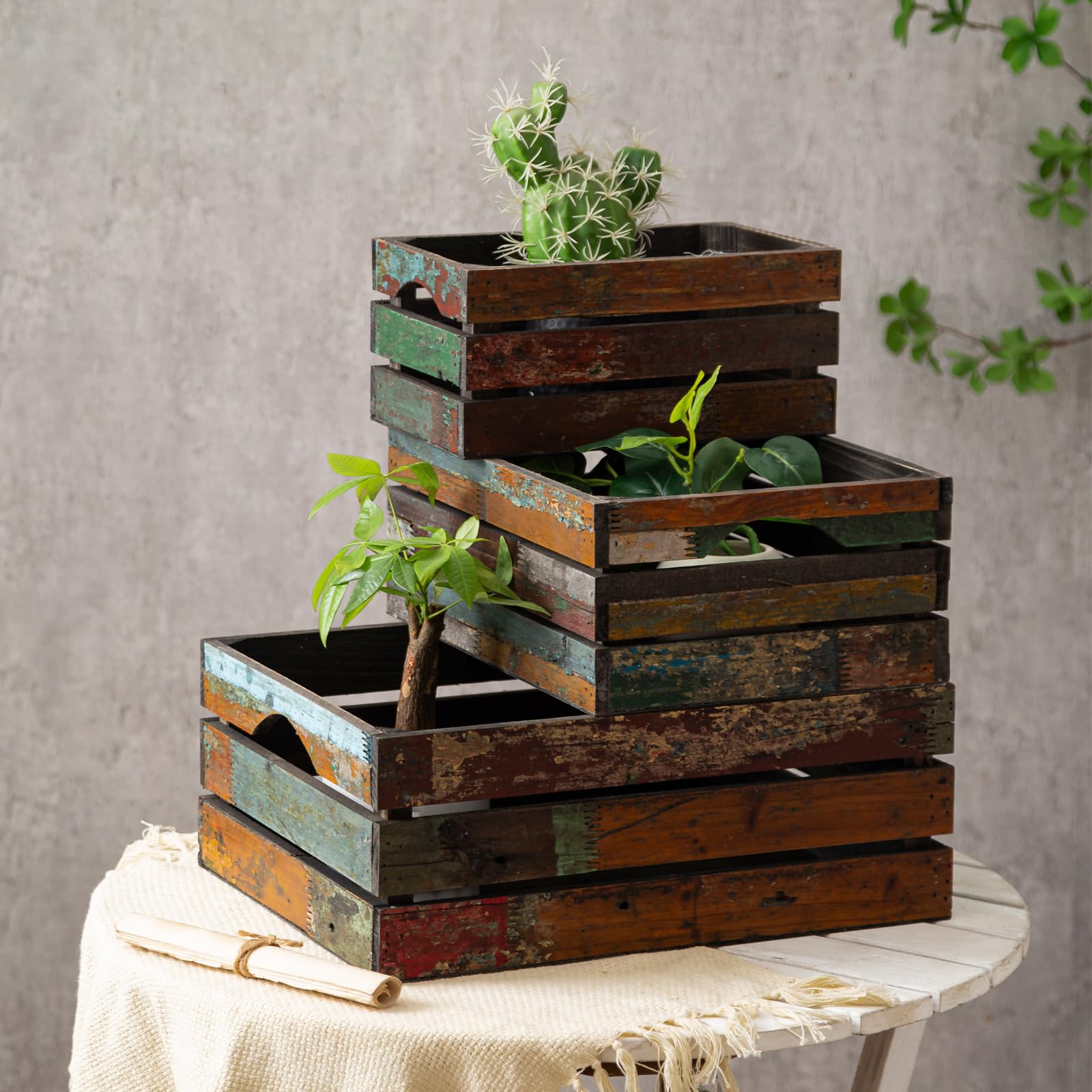 Venalys Set of 3 Distressed Wood Nesting Crates, Rustic Storage Wooden Crate Boxes, Farmhouse Stackable Wooden Basket Containers for Display (Random)