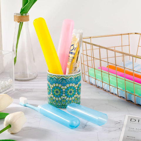 HREDZEO Travel Soap Case Toothbrush Case Set,4 Pcs Soap Dish with Lid Toothbrush Cup Cases Travel Soap Box Toothbrush Cover for Home Travel Camping