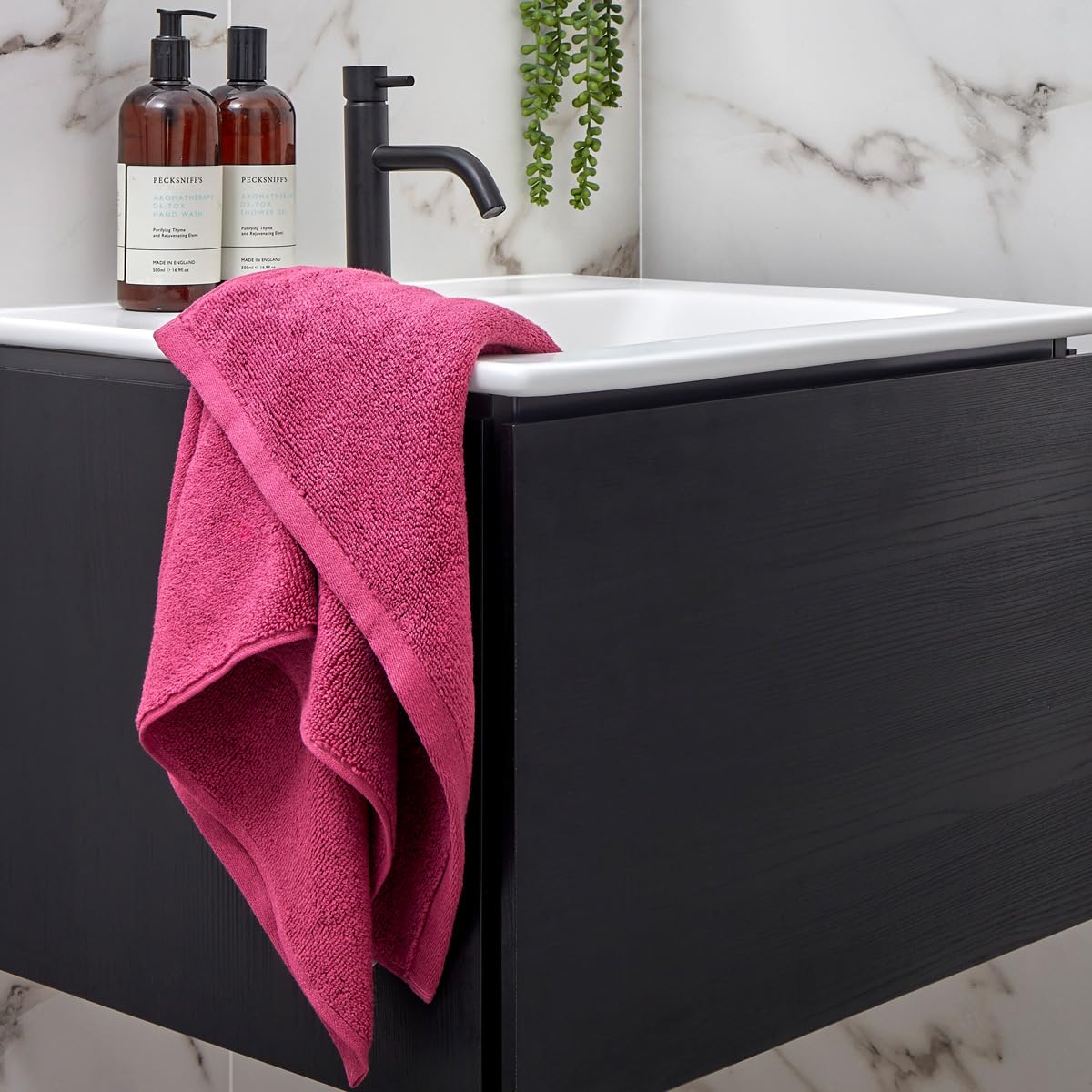 Christy Cirrus Bath Sheets Set | 4 Pieces | 2 Hand 2 Bath Sheets | Super Soft and Fluffy | Quick Dry | Lightweight Bathroom Shower Towels