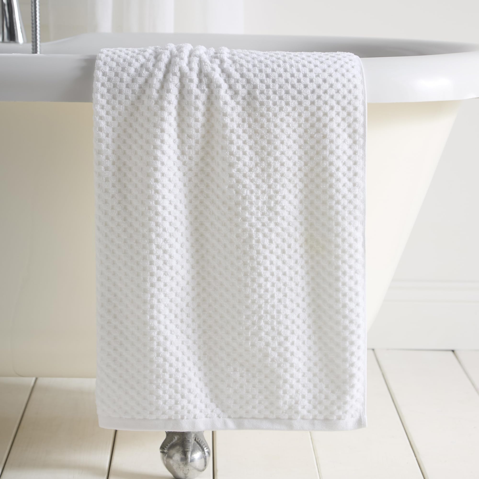 Dreams & Drapes Popcorn Check Hand Towel White – Soft Absorbent 100% Cotton Jacquard Check Bathroom Towel, Quick‑Dry