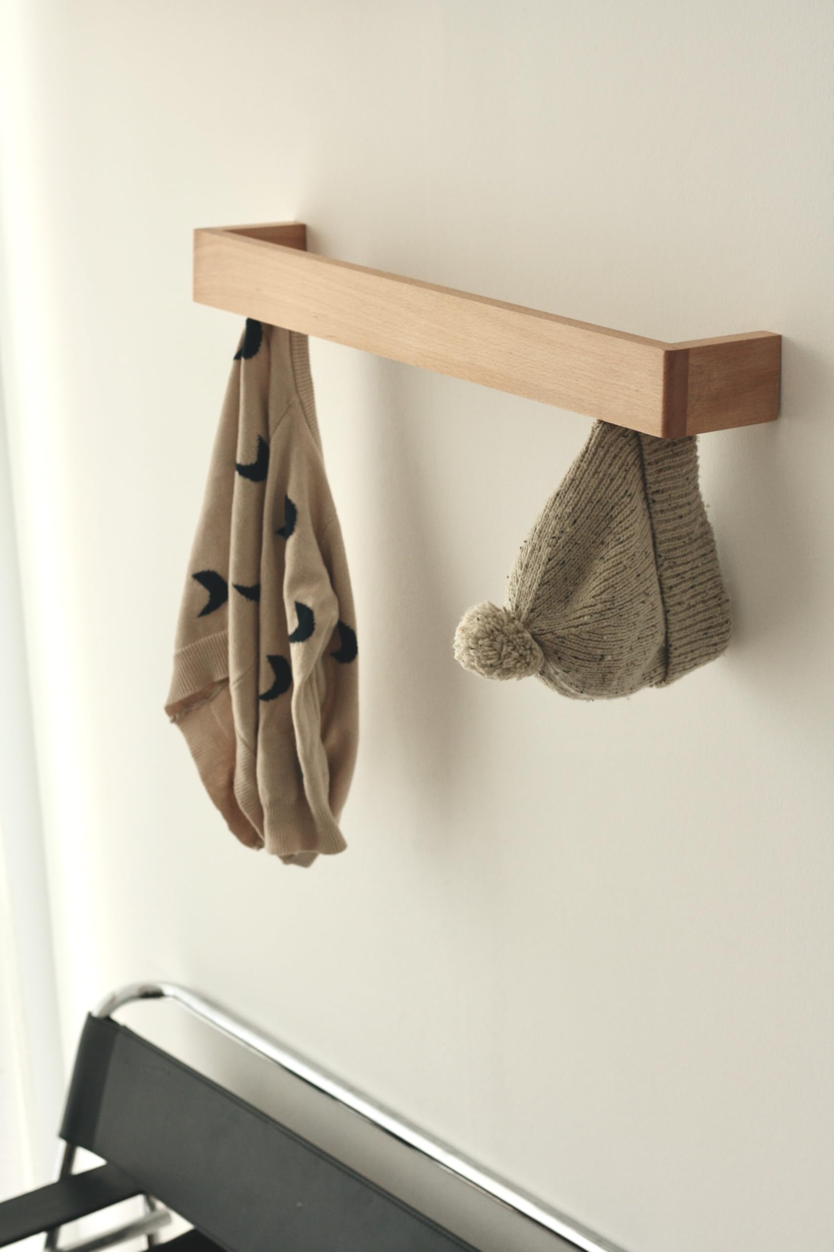 anaan Skuvo Wall Coat Rack with 6 Hooks Wooden Clothes Rail 60 cm