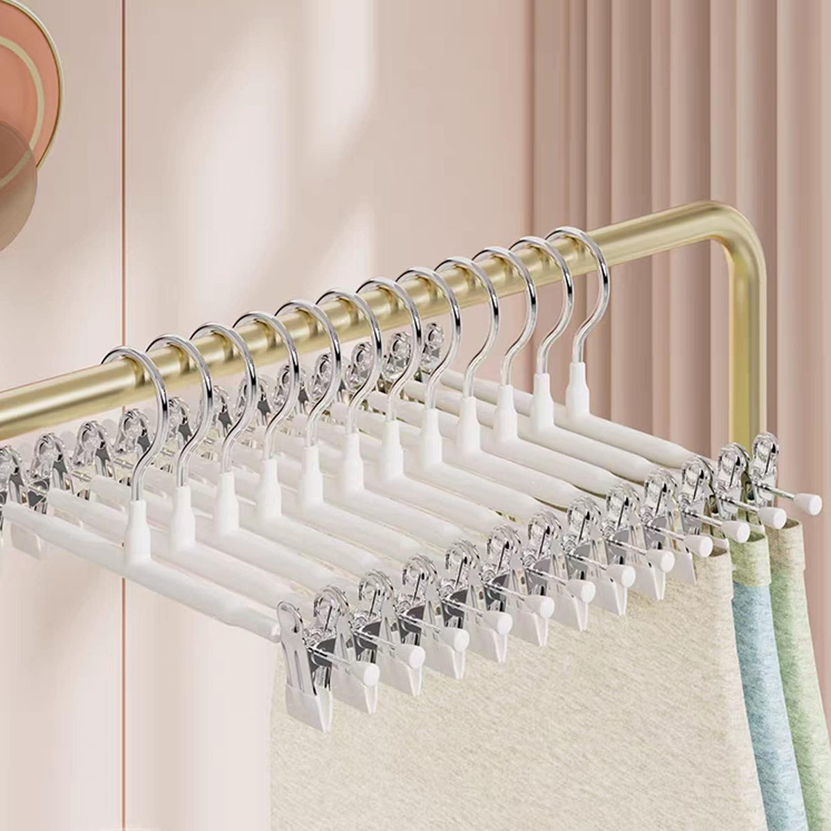 Supmaker 20 Pack Trouser Hanger, 30cm Pants Hangers Space Saving Skirt Hangers with Adjustable Clips,Heavy Duty Clothes Coat Garment Jeans Hangers