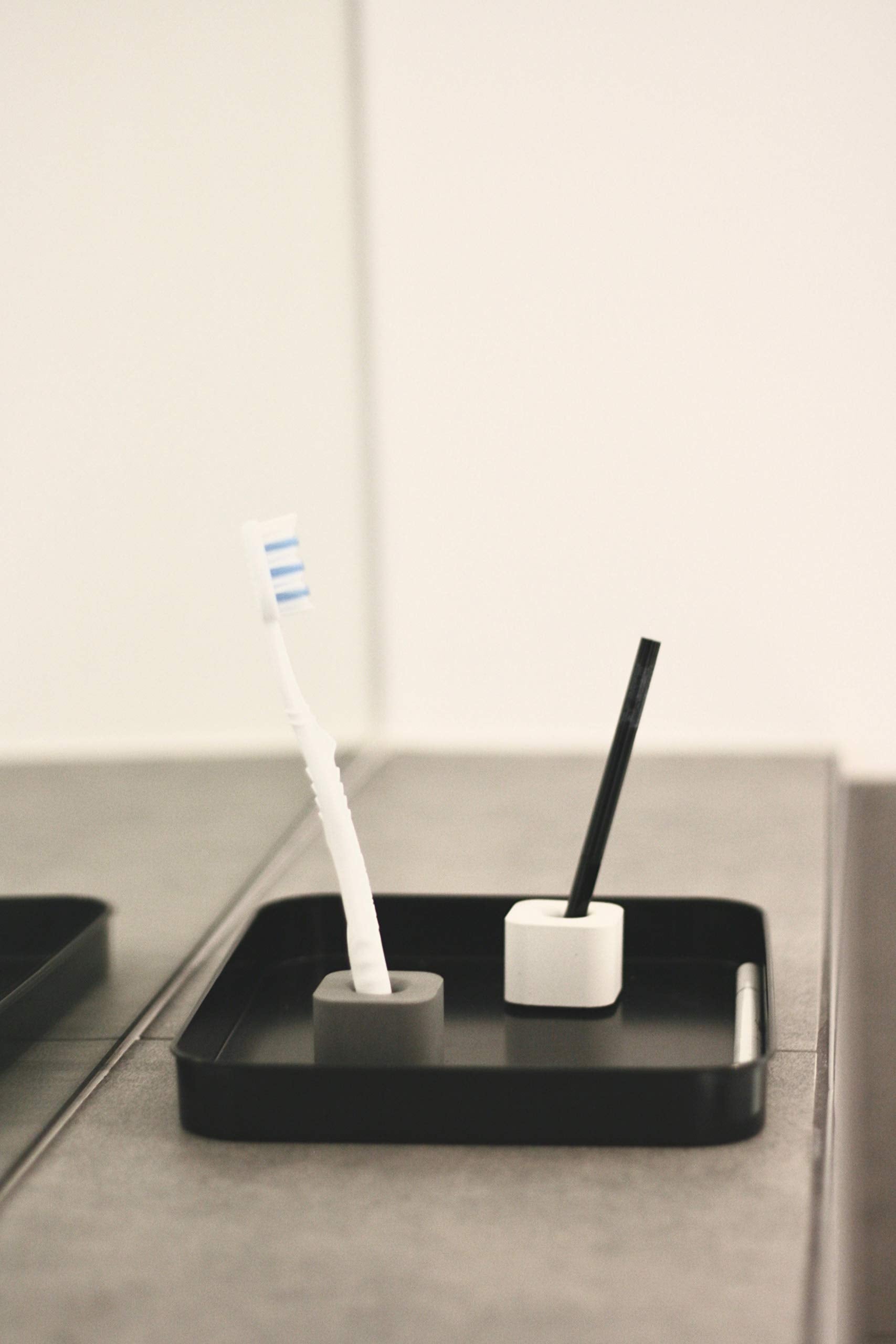 anaan Concrete Toothbrush Holder Pen Stand Small Free Standing Storage Set