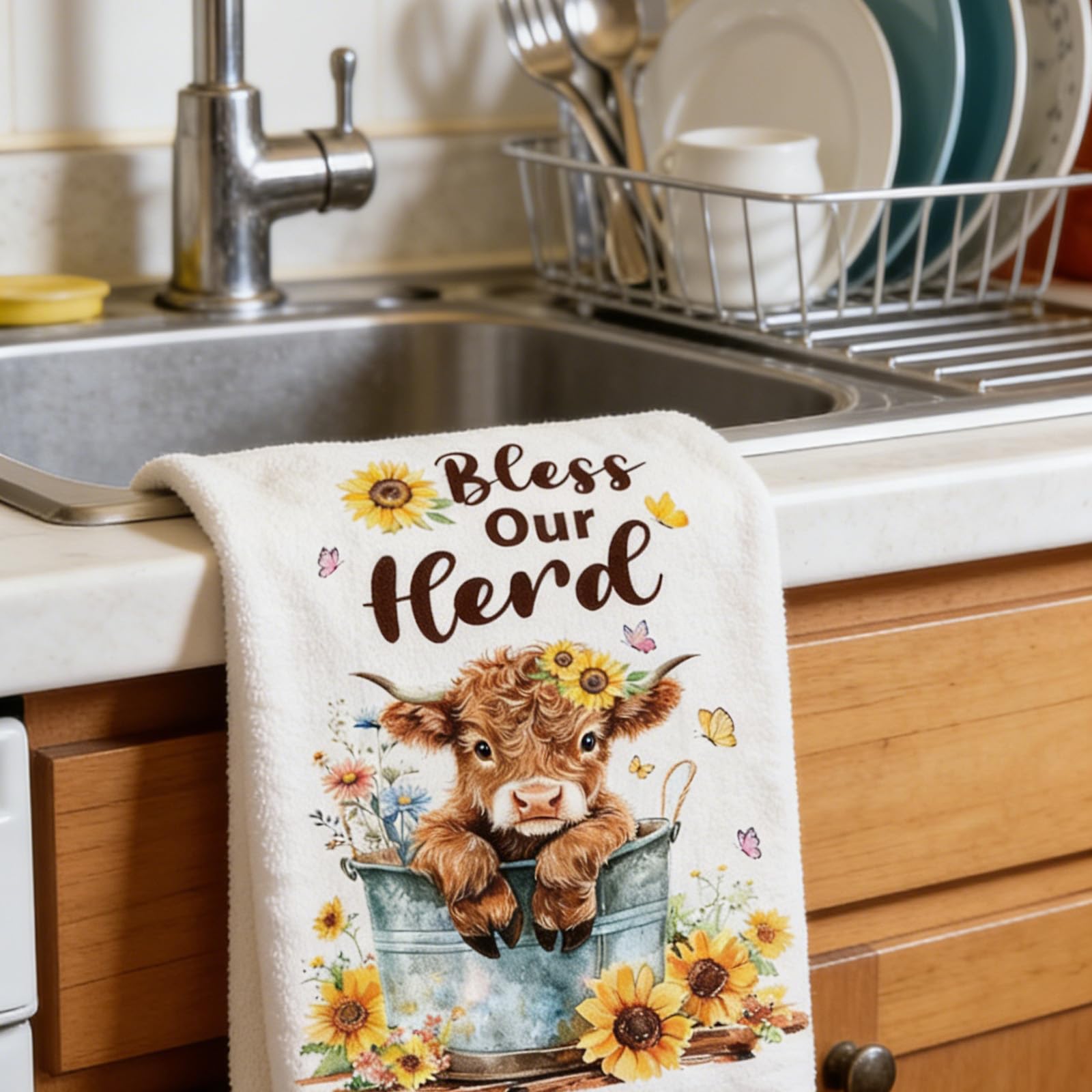 Fakcrkun Highland Cow Gifts, Highland Cow Tea Towel Set of 2, Soft Absorbent Microfiber Kitchen Towel for Kitchen, Home, Gift for Mother's Day