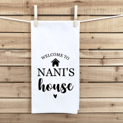 LEVLO Nani Gift Grandma Kitchen Towel Welcome To Nani’s House Grandmother Gifts From Grandkids (NANI'S house MKU)