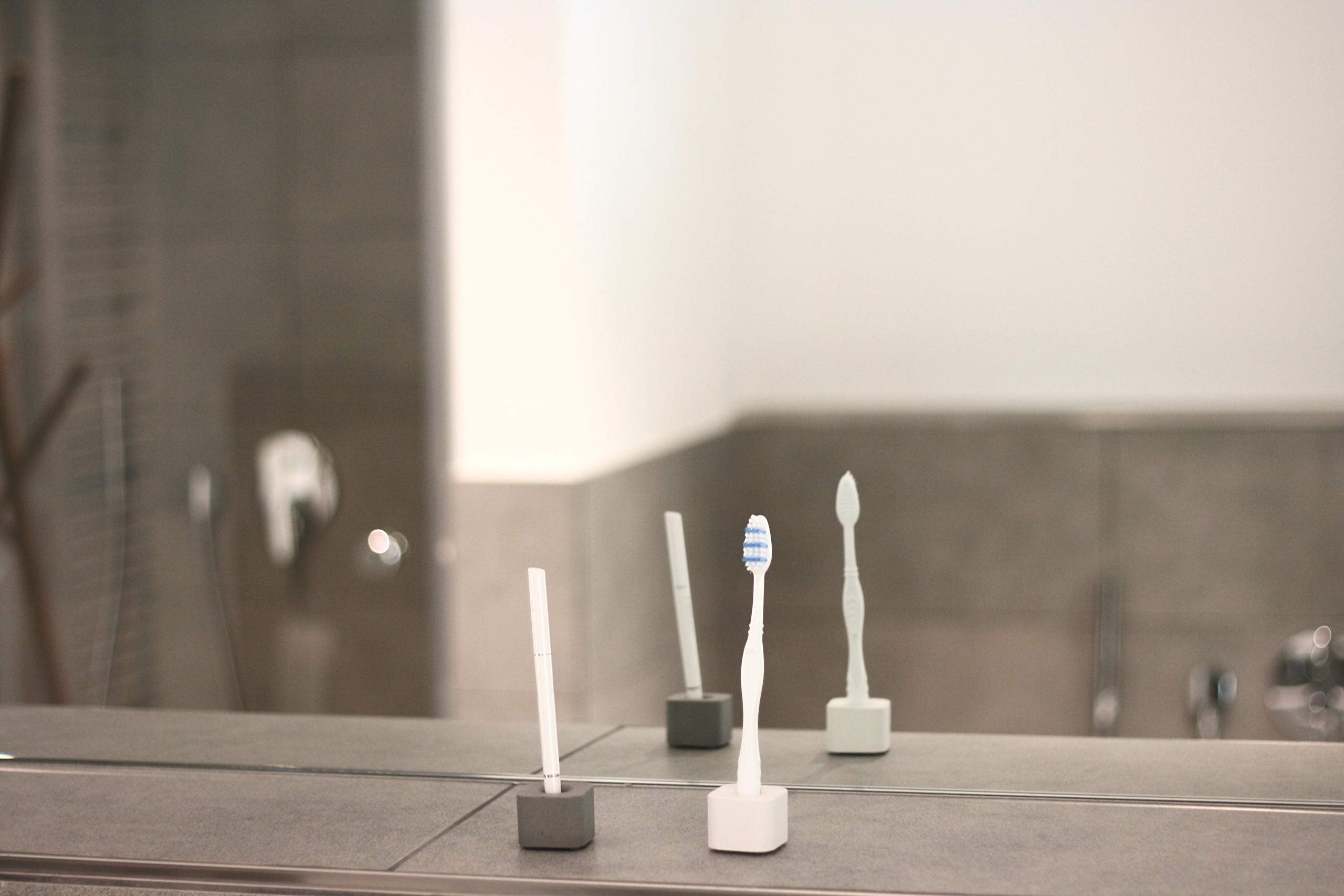 anaan Concrete Toothbrush Holder Pen Stand Small Free Standing Storage Set