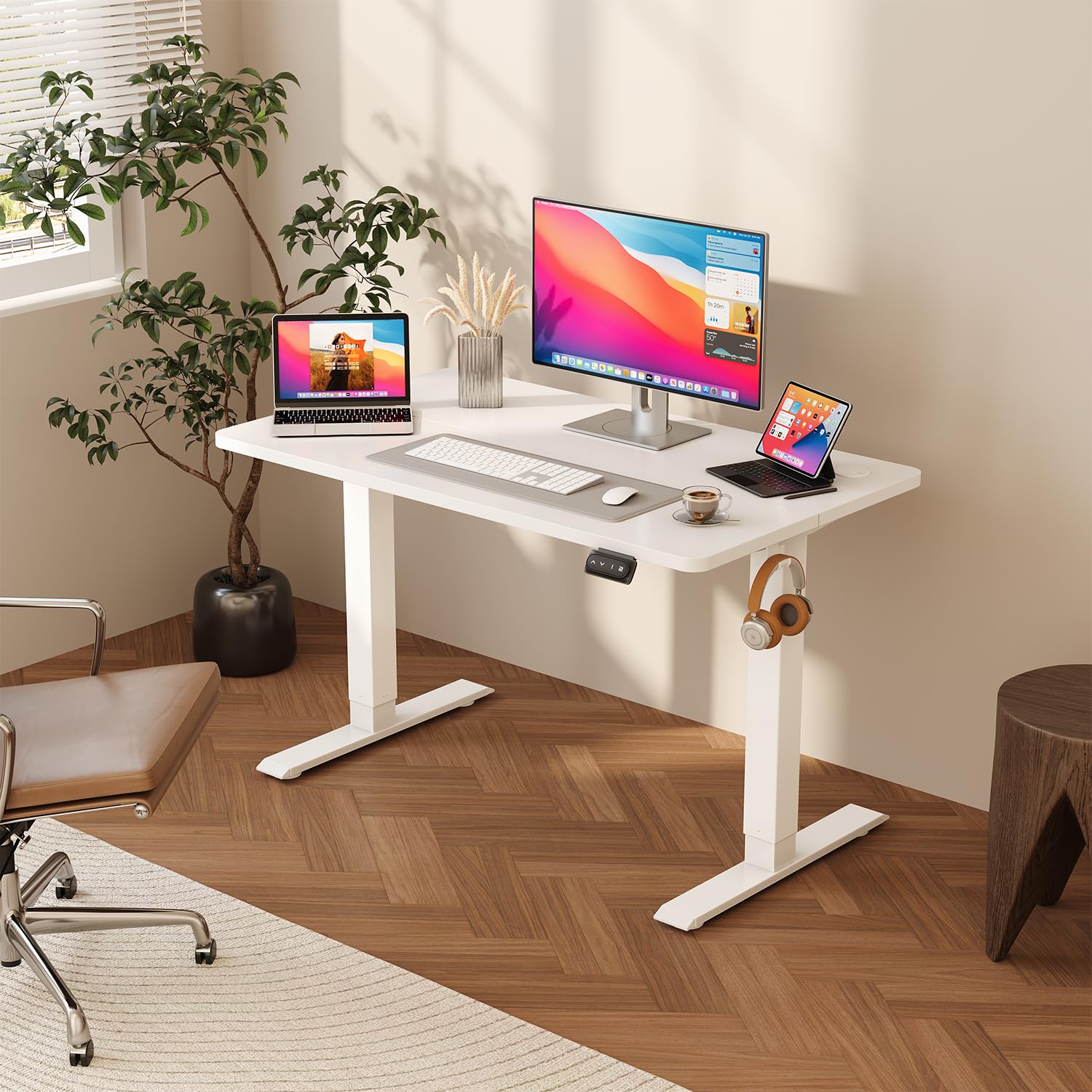 JUMMICO Electric Standing Desk 140 x 60 cm Home Office Height Adjustable Desk, Computer Lift Table with Smart Panel