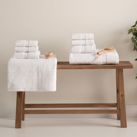 Todocama - Set of 8 Bath Towels 100% Cotton (550 GSM) Extra Soft, High Absorbent and Quick Drying, 2 Bath Towels, 2 Hand and 4 Face Towels (White)