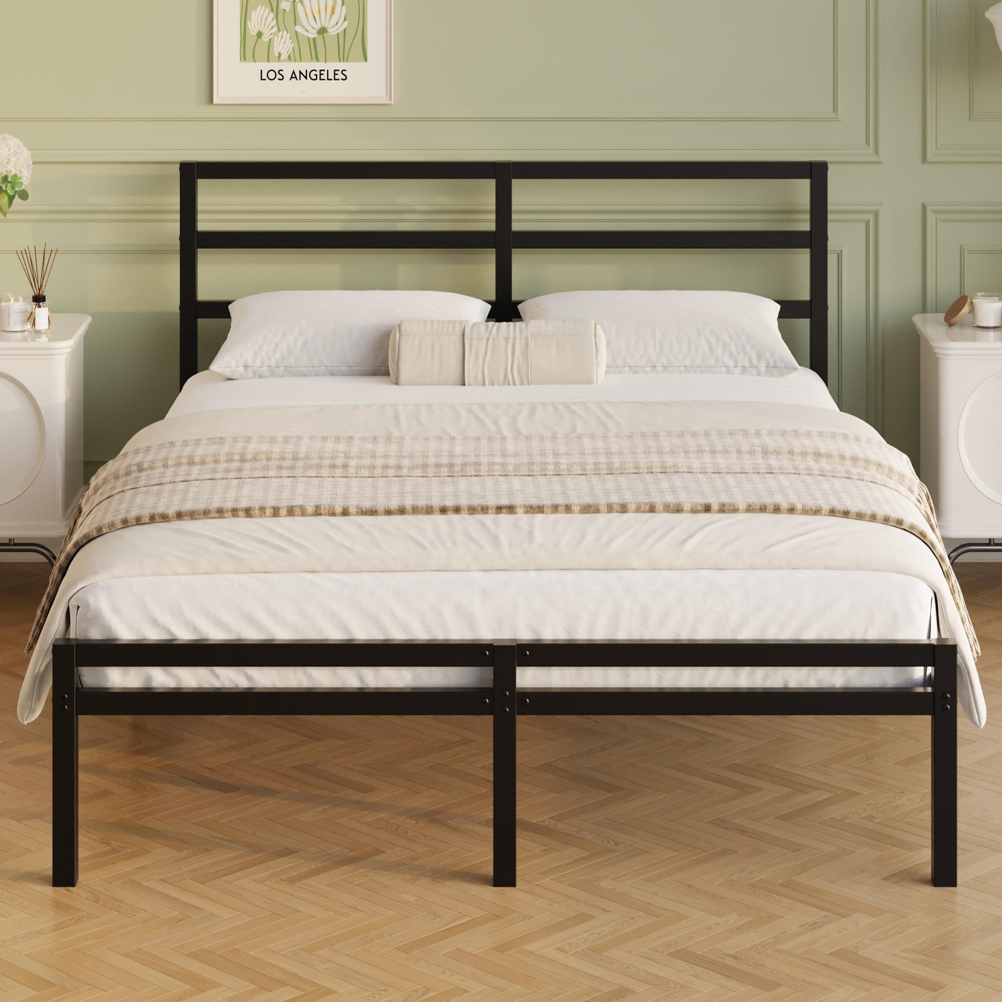 Lutown-Teen Metal King Size Bed Frame with Headboard and Footboard