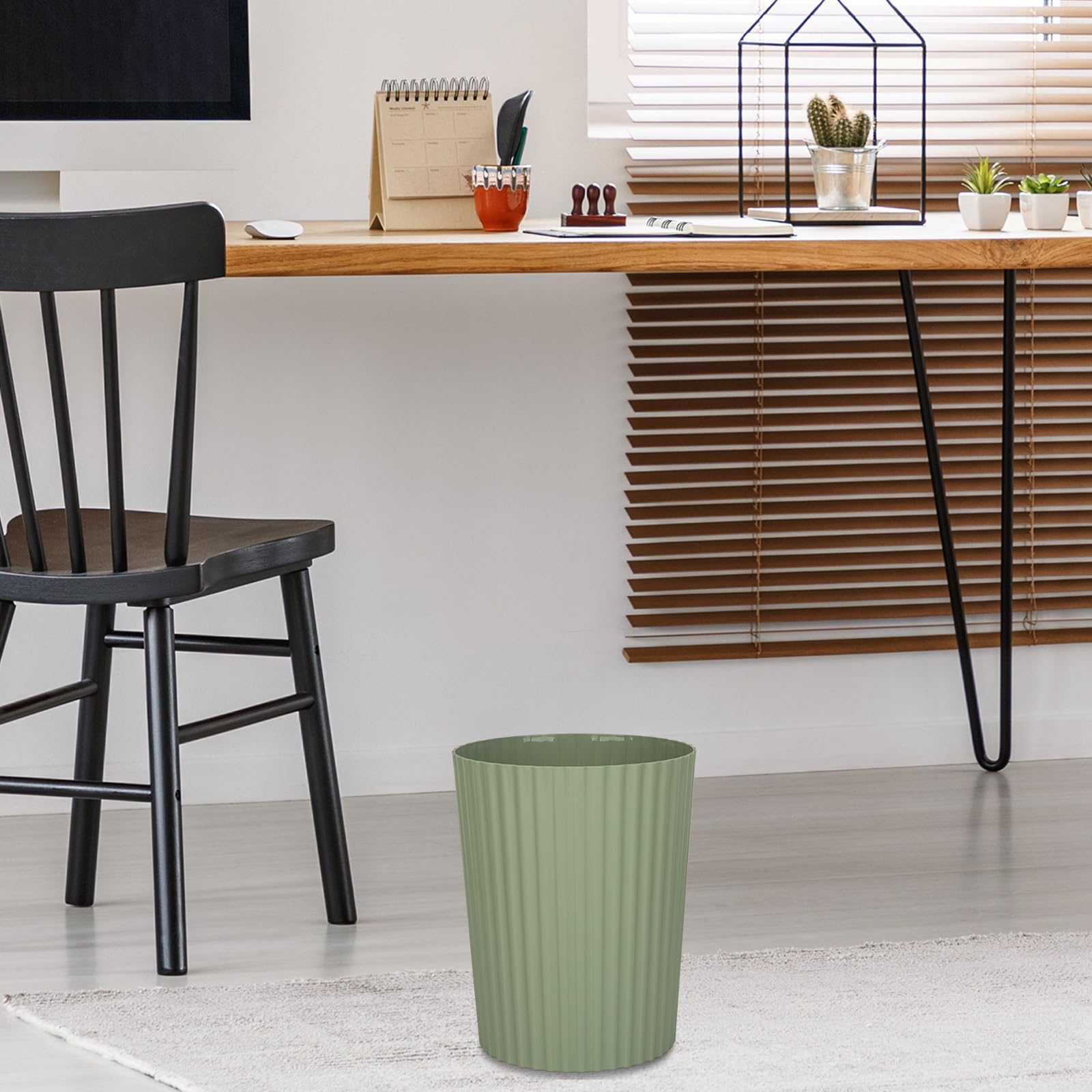 JiatuA Small Trash Can Plastic Wastebasket Round Garbage Container Bin for Bathroom, Kitchen, Bedroom, Home Office, College Dorm, Green