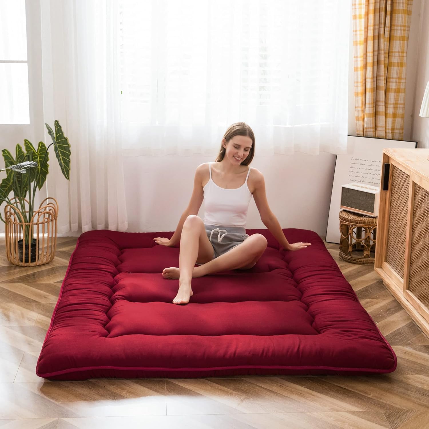 MAXYOYO Japanese Floor Futon Mattress, Thicken Tatami Sleeping Pad Foldable Roll Up Dormitory Mat Pad Floor Lounger Pillow Bed (Burgundy,Single)
