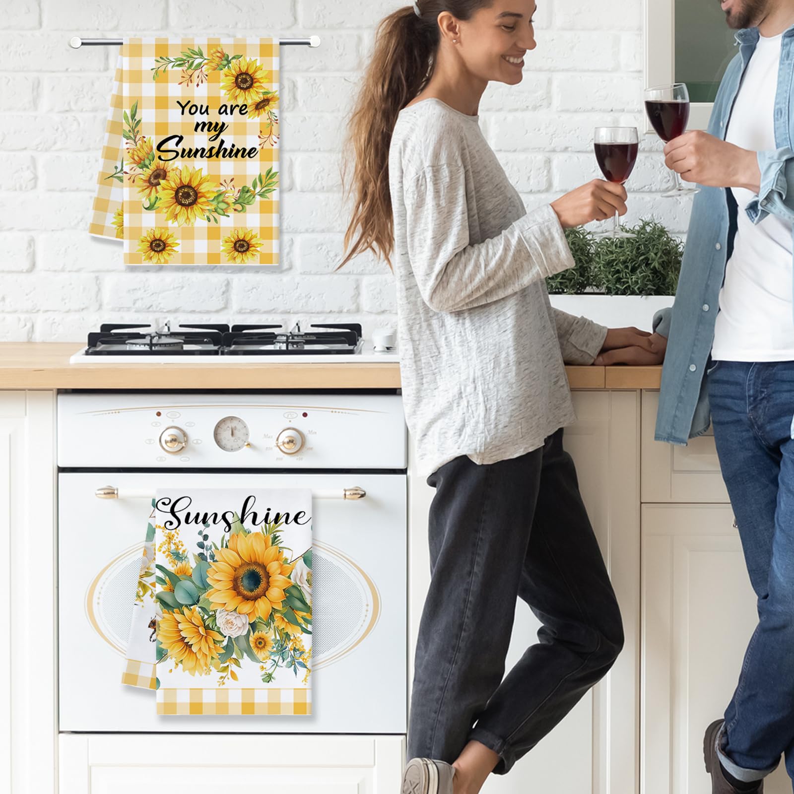 Sunflower Kitchen Towels, Microfiber Tea Towel, Soft Absorbent Quick Dry Reusable Dish Towel Set of 4, Hand Towels for Kitchen Drying