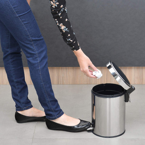 Tramontina 5L Pedal Bin Stainless Steel Bathroom Bin with Lid, 20.5 cm Diameter x 29 cm Height, 94538105