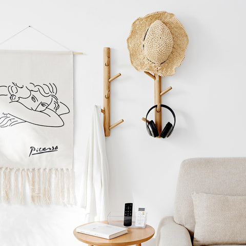 OAKERLAND Wooden Coat Rack Wall Mounted, 70cm Oak Floating Hooks for Jackets, Bag, Scarves, Handbags, 7 Hooks Branch Shape Coat Rack for Entryway