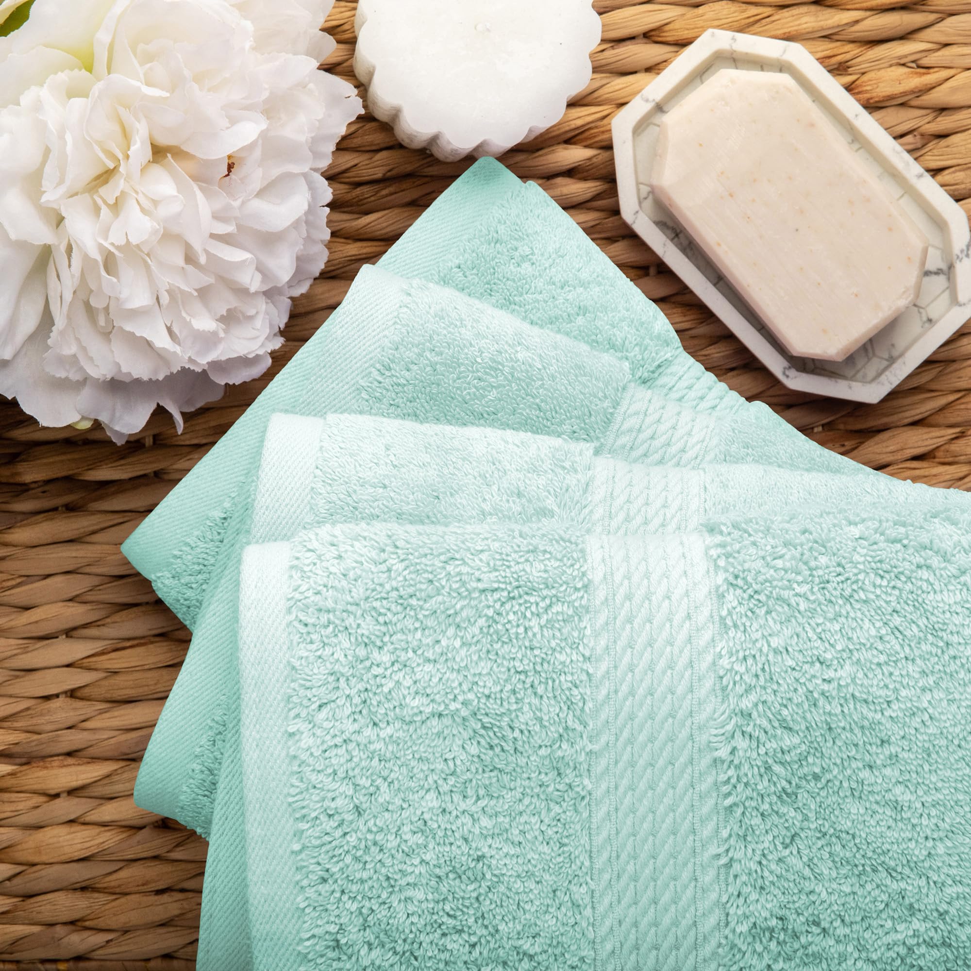 Superior 900 Gram 100% Premium Long-Staple Combed Cotton 4-Piece Hand Towel Set, Seafoam