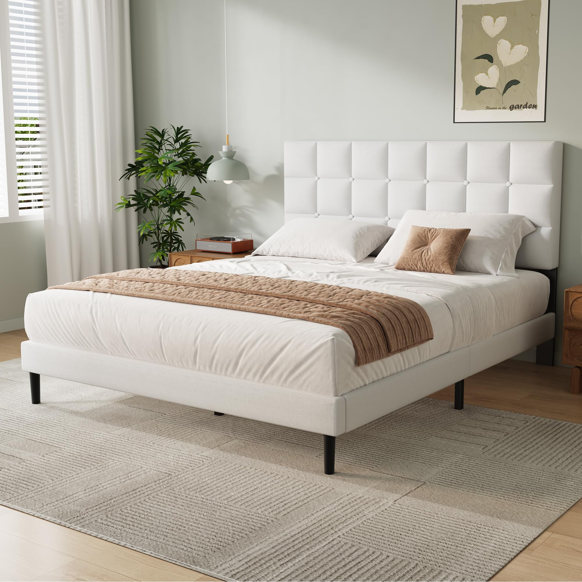 Yocreat King Bed Frame, Easy Assembly, Sturdy Wooden Slat Support, Upholstered Platform with Headboard, No Box Spring Needed, White King Bed 150×200