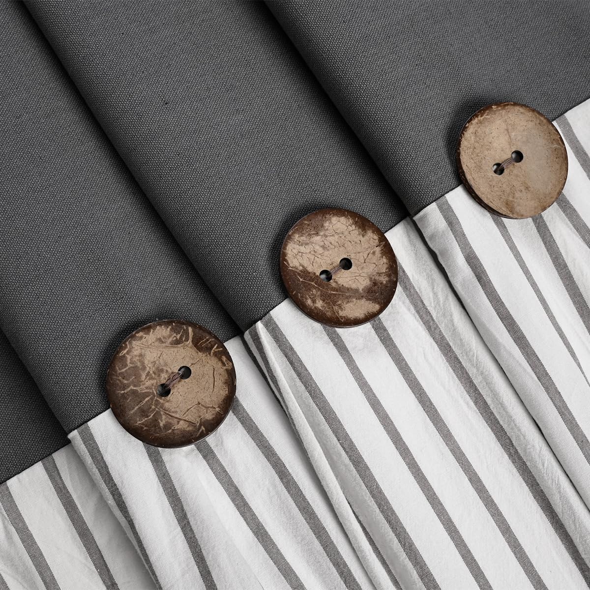 DOSLY IDÉES Linen-Cotton Shower Curtain, Country Style, Grey Striped, Buttons, Woven Fabric, Pleated, 180 x 180 cm