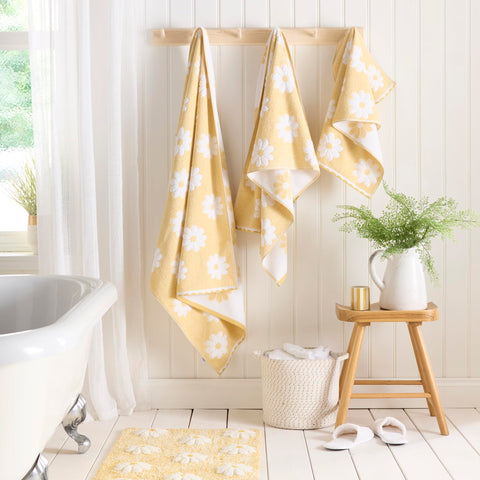 Dreams & Drapes Daisy Floral Bath Sheet Ochre – Large Soft Absorbent 100% Cotton Jacquard Floral Bathroom Towel, Quick‑Dry