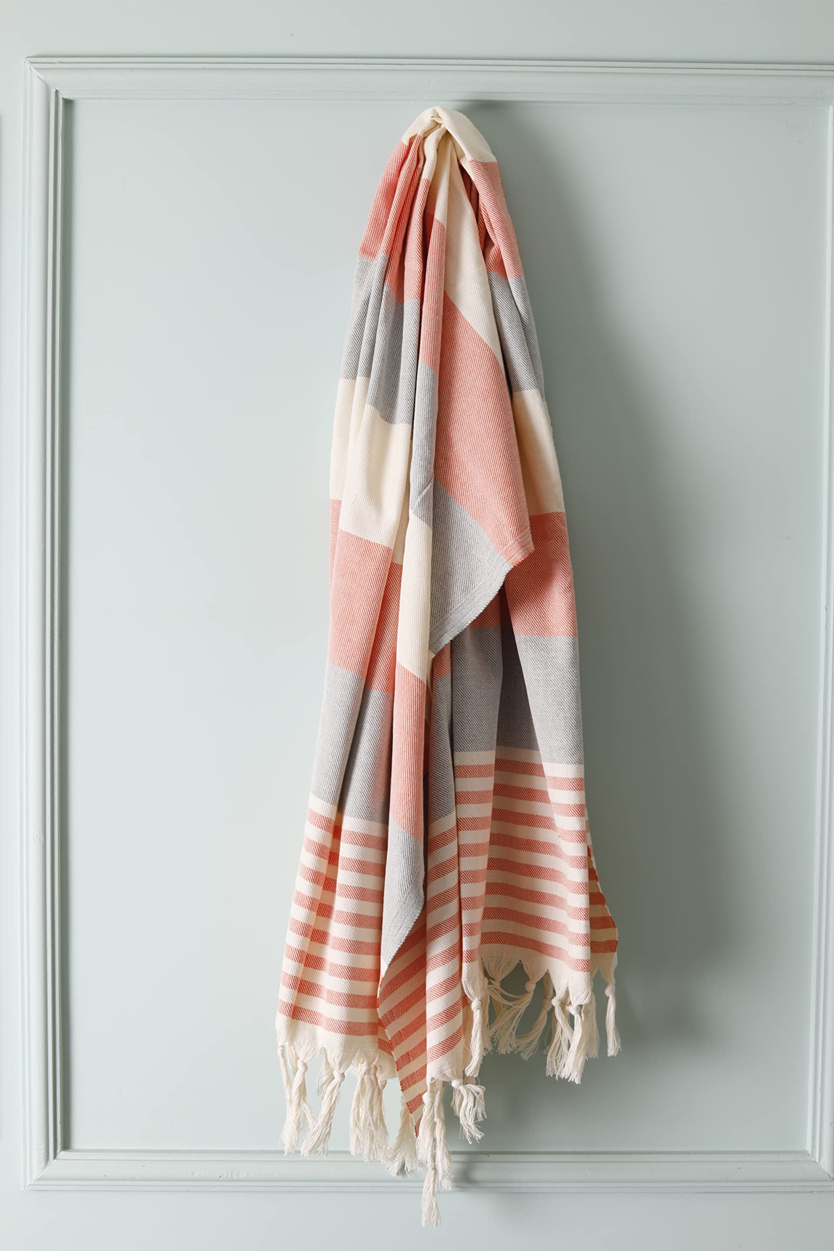 Turkish Beach Towel Peshtemal Bath Towels Hammam Towels quick dry, Absorbent and lightweight, gym, yoga, swimming, camping, Sauna, Spa, Beach