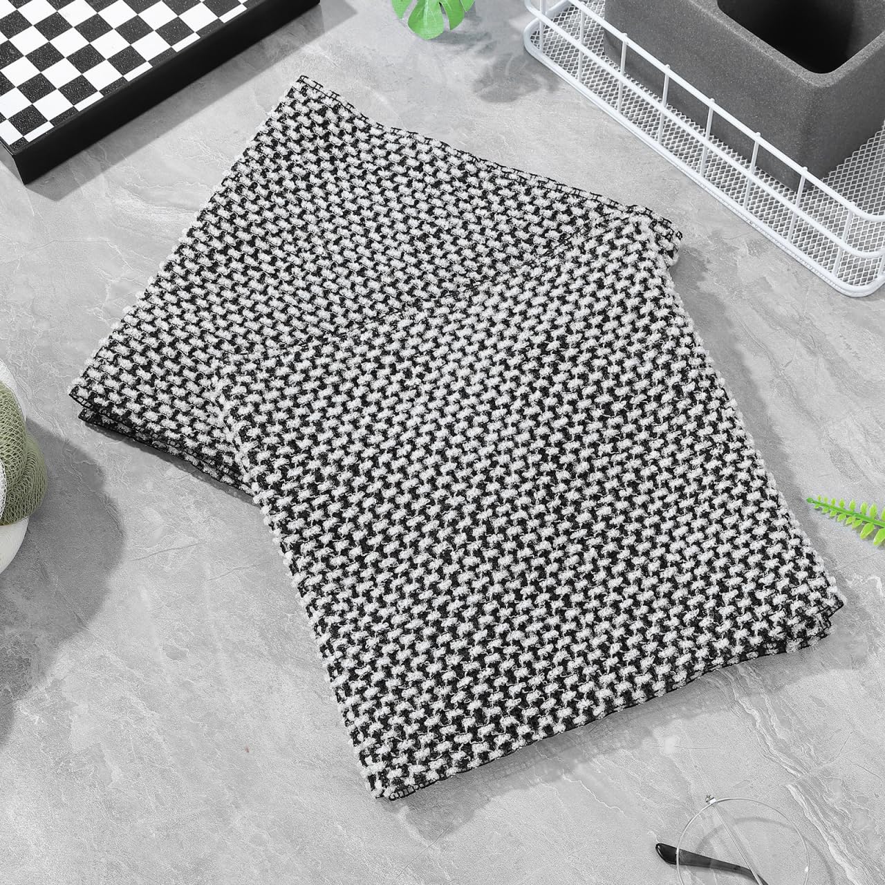 Healeved 2 Pack Japanese Wash Cloth Exfoliating Body Scrubber Towel Long Strip Back Shower Scrubber Washable Bath Back Cloth for Gentle Deep