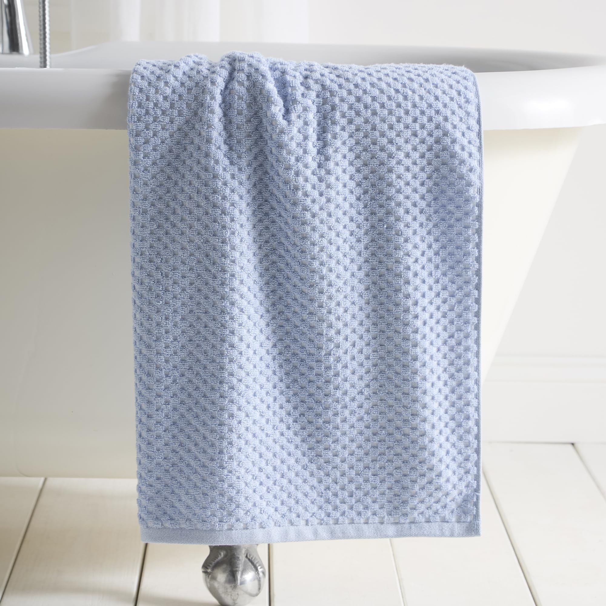 Dreams & Drapes Popcorn Check Bath Towel Blue – Soft Absorbent 100% Cotton Jacquard Textured Bathroom Towel, Quick‑Dry