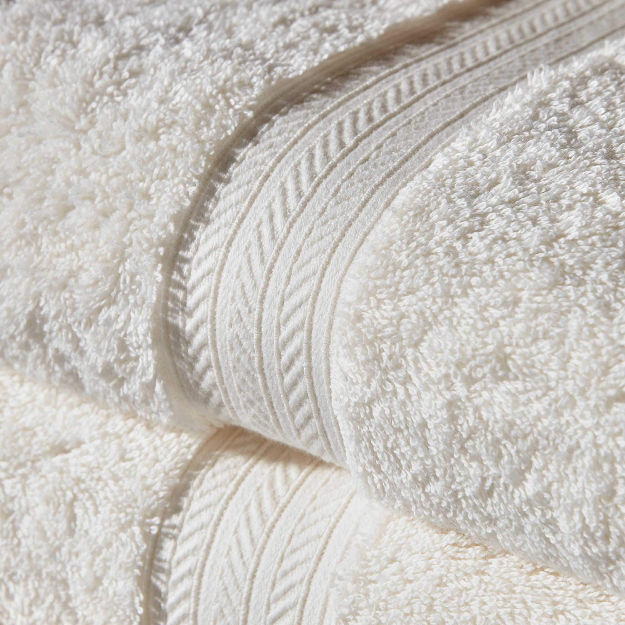 Christy Renaissance 4 Face Cloths Set | Parchment Off-White | 100% Egyptian Cotton | Luxuriously Soft and Super Absorbent | 675 GSM