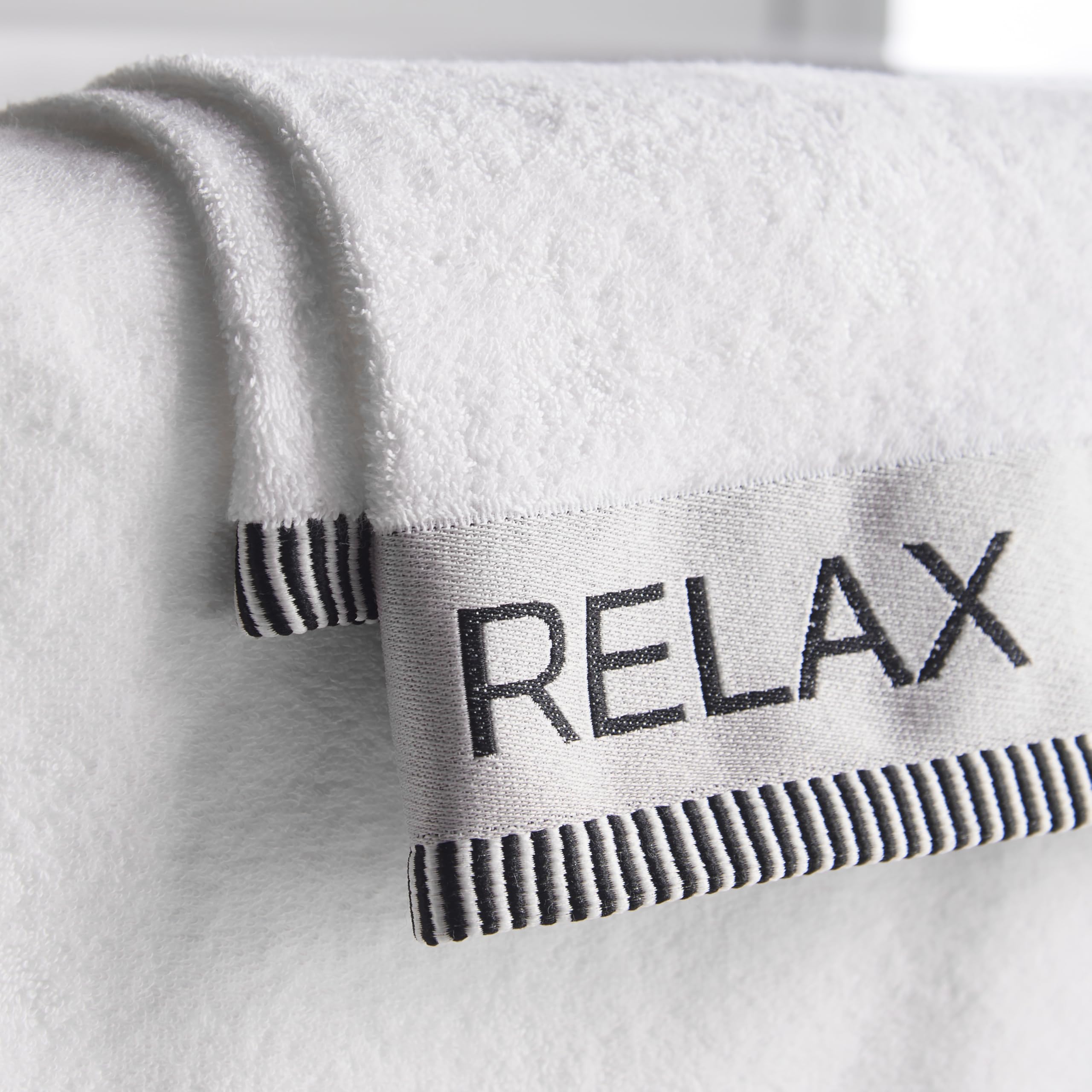 Catherine Lansfield Relax And Unwind 50x85cm Hand Towel White