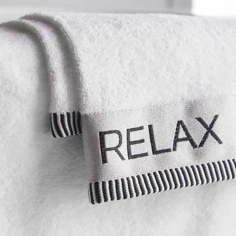 Catherine Lansfield Relax And Unwind 50x85cm Hand Towel White