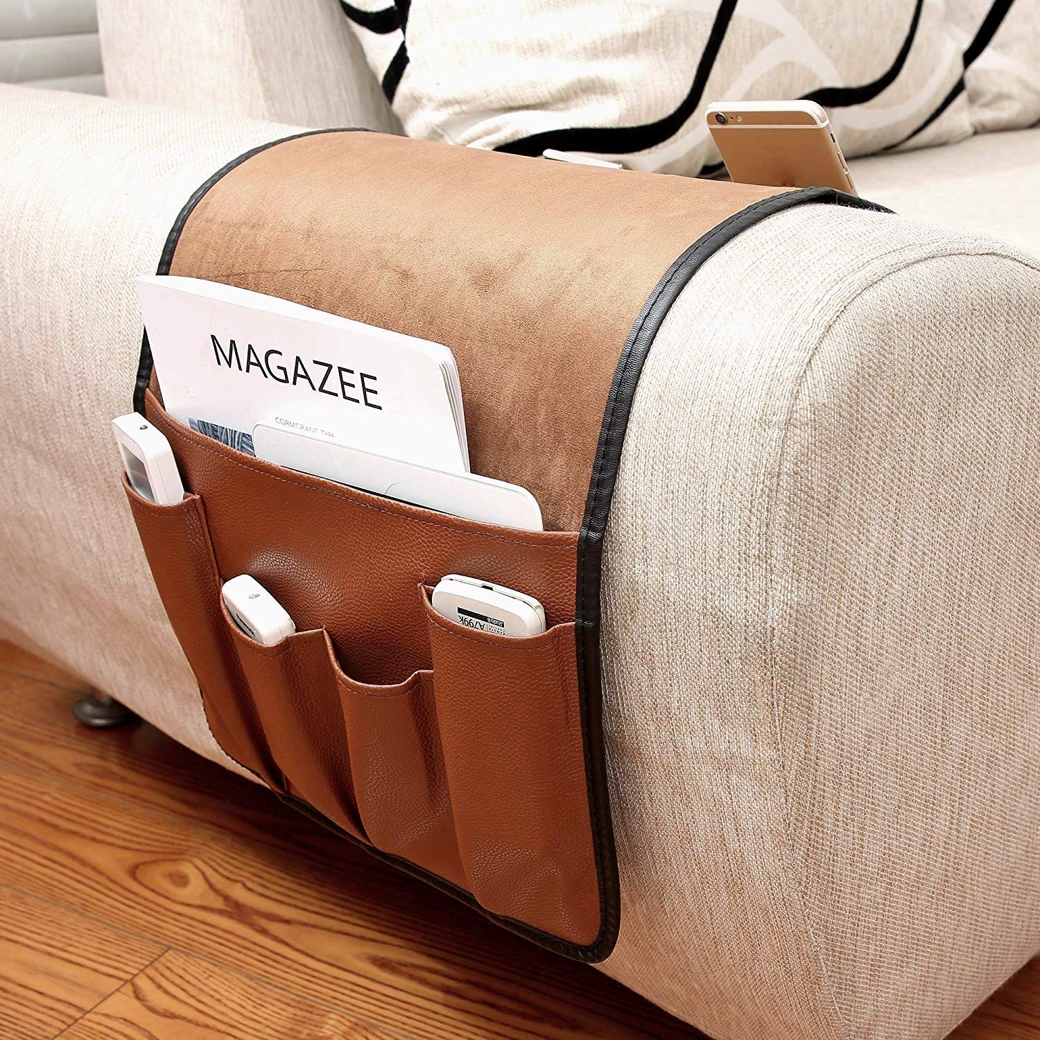 No-slip Leather Sofa Couch Remote Control Holder Chair Armrest Caddy Pocket Organizer Storage Bag for Cellphone Tablet Notepad Magazines Glassess