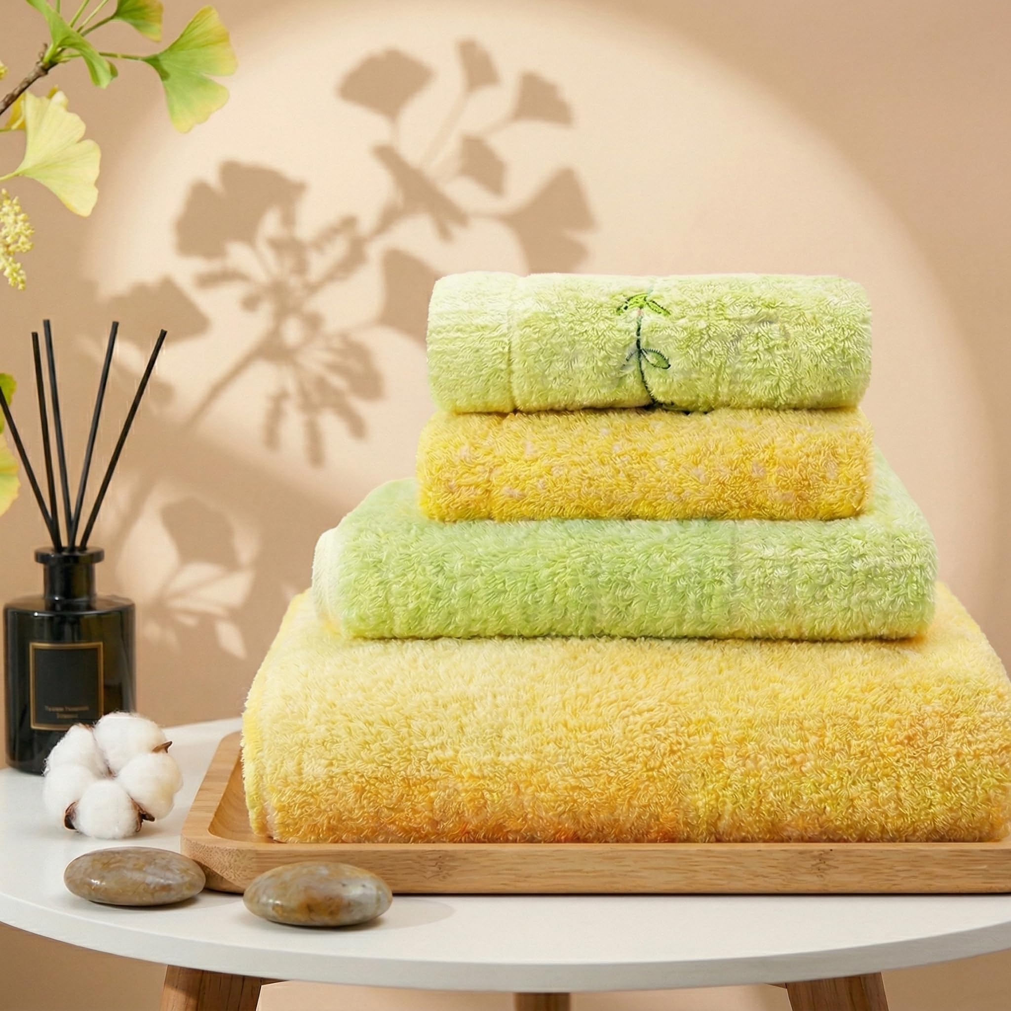 Vie TRIOMPHE Yellow Green 4 Piece Zero Twist Towel Set -1 Bath Towel 70x130cm 1 Face/Hand Towel 35x80cm 2 Facecloths Flannel 35x38cm 100% Cotton