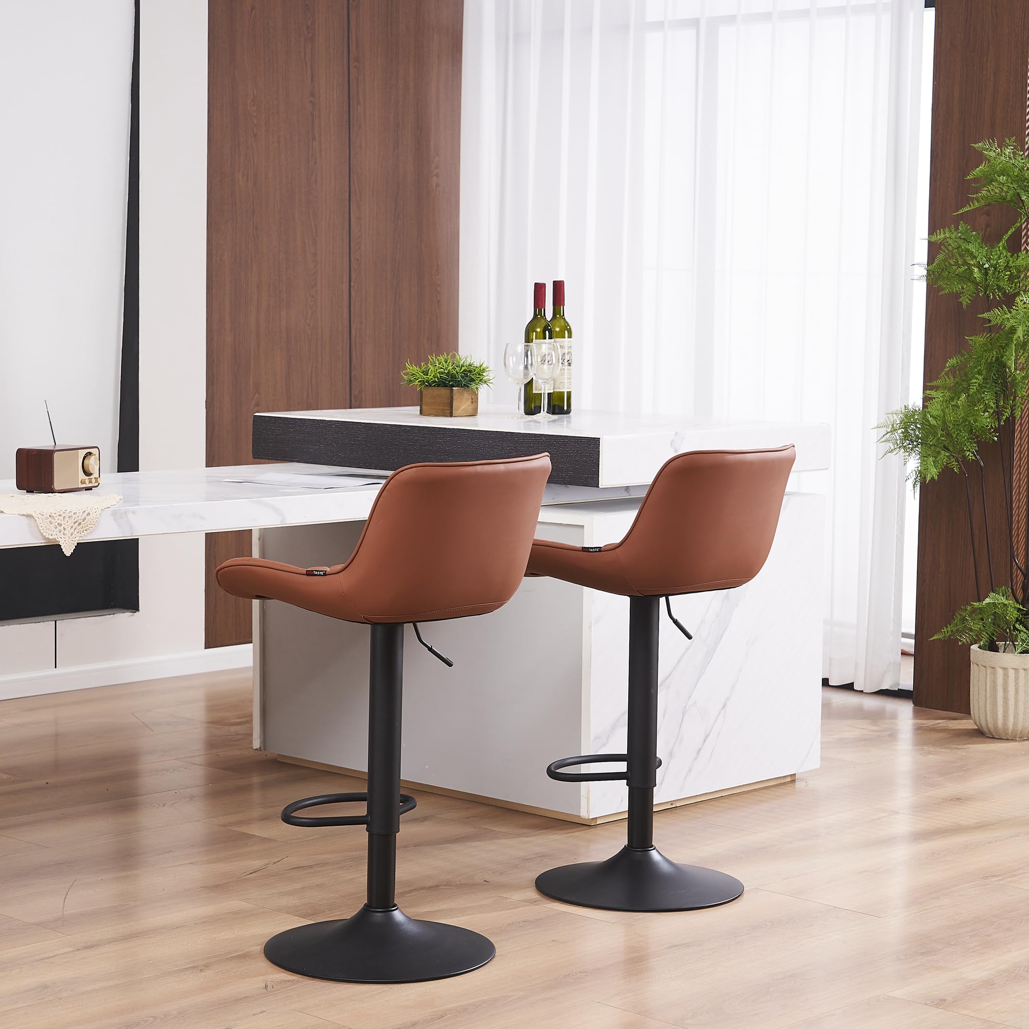 YOUTASTE Bar Stools Set of 2, Adjustable Height, PU Leather Padded Swivel Stools with Backrest, Gas Lift for Kitchen Island, Counter, Coffee