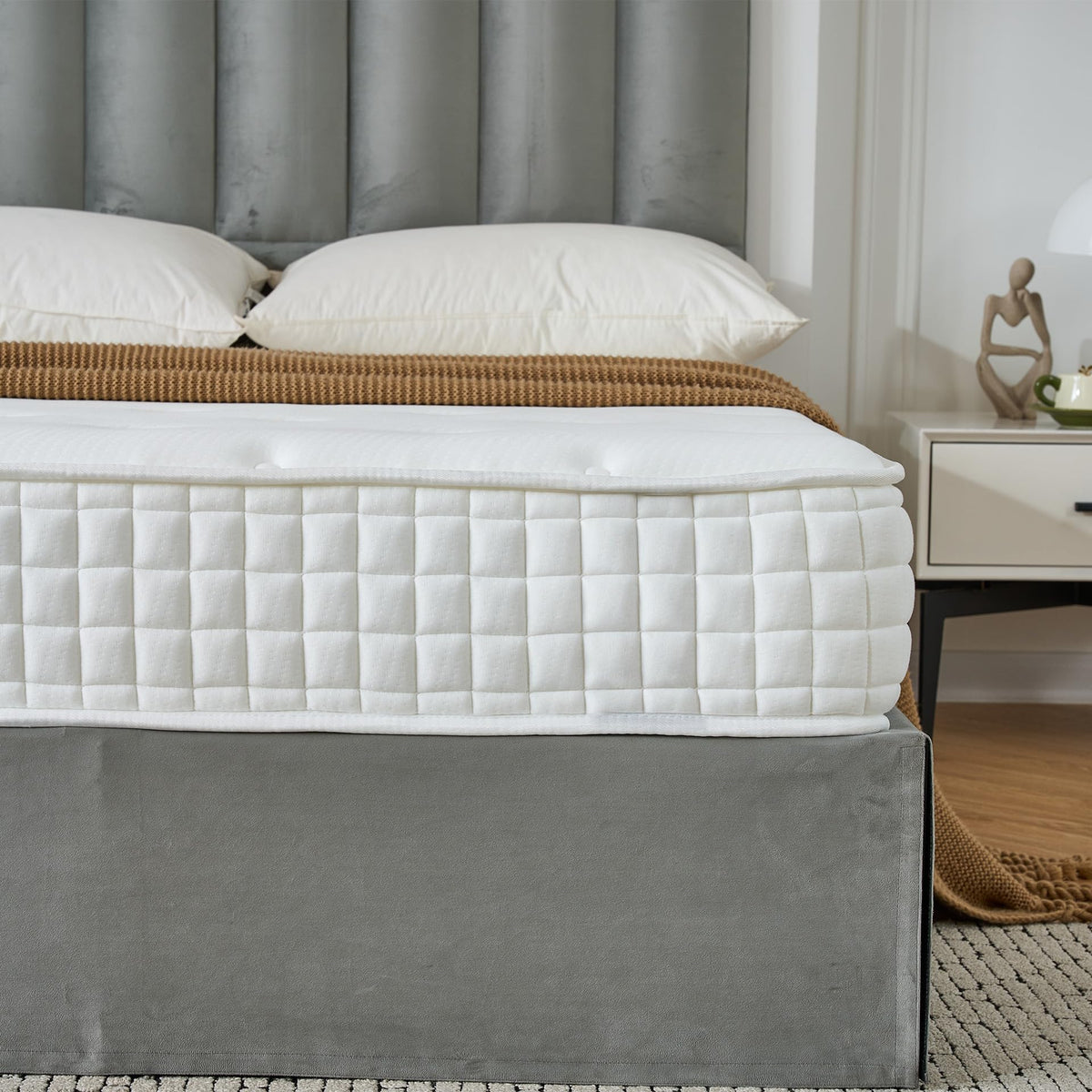 Sana Essentials Double Mattress 4FT6, 7-Zone Pocket Sprung Foam Support for Comfort, Medium Firm Orthopaedic Design, Motion Isolation