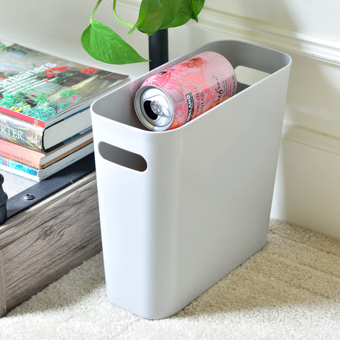 Youngever 5.5L Slim Trash Can, Re-usable 5.5L Plastic Garbage Container Bin, Small Trash Bin with Handles for Home Office, Living Room, Study Room