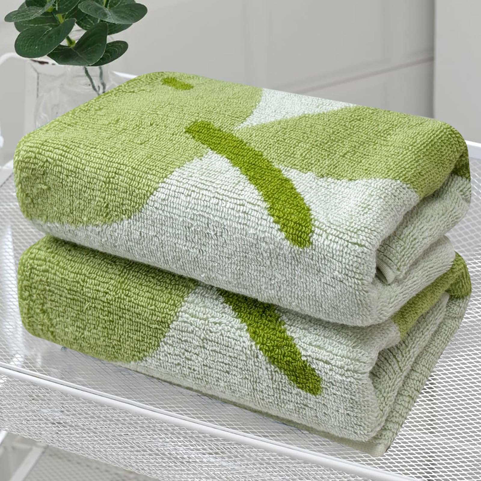 USTIDE Fruit Hand Towels Cute Pear Face Towel for Bathroom Set of 2 100% Cotton Soft Absorbent Hand Towels for Bathroom Sports Kitchen Decorative
