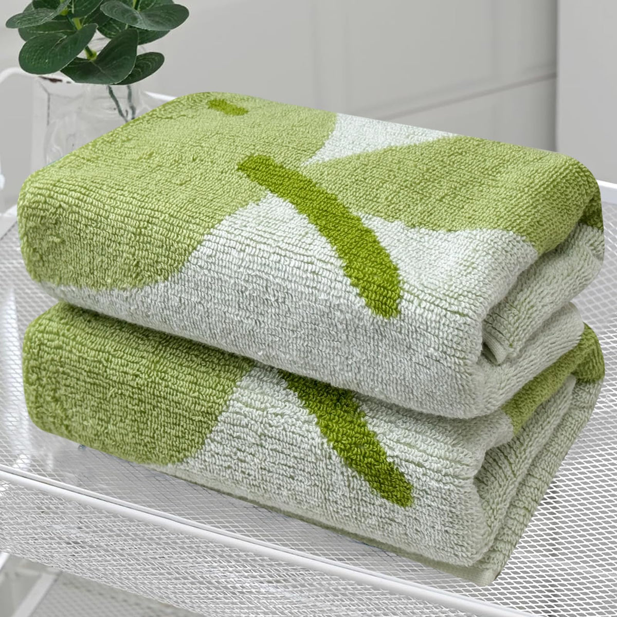 USTIDE Fruit Hand Towels Cute Pear Face Towel for Bathroom Set of 2 100% Cotton Soft Absorbent Hand Towels for Bathroom Sports Kitchen Decorative