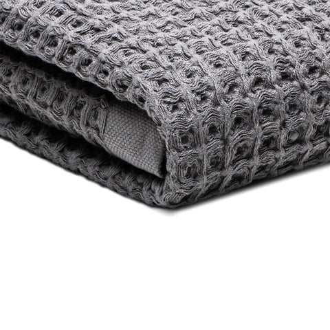 SUTERA Silverthread Waffle Bath Towel - California-Spun Superior Supima Cotton, Quick Drying, Ultra Soft, Lightweight and Absorbent - Grey