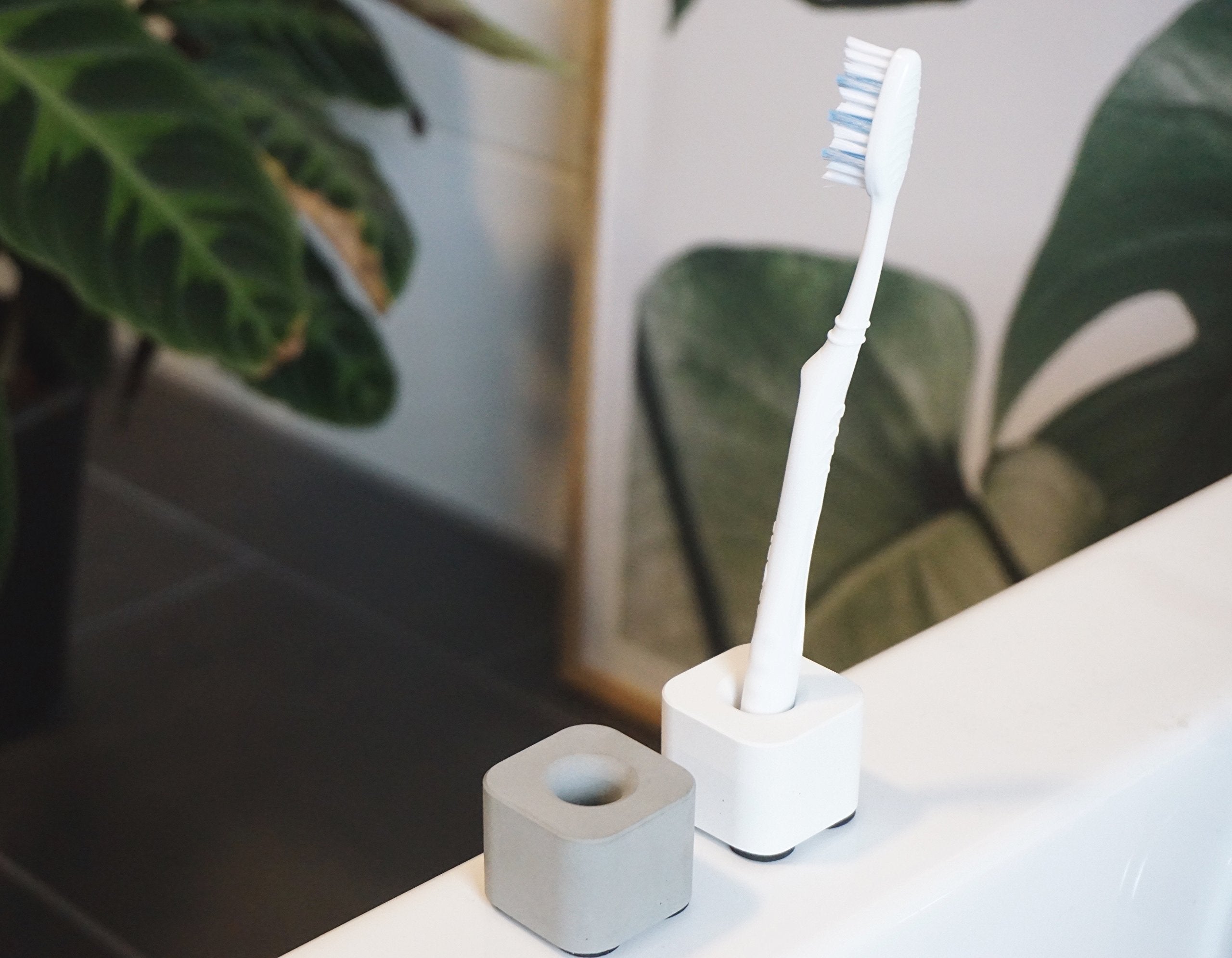 anaan Concrete Toothbrush Holder Pen Stand Small Free Standing Storage Set