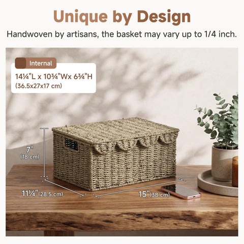 StorageWorks Scalloped Edge Wicker Basket with Lid, Handwoven Natural Seagrass Basket for Décor, Shelves, Nursery Room